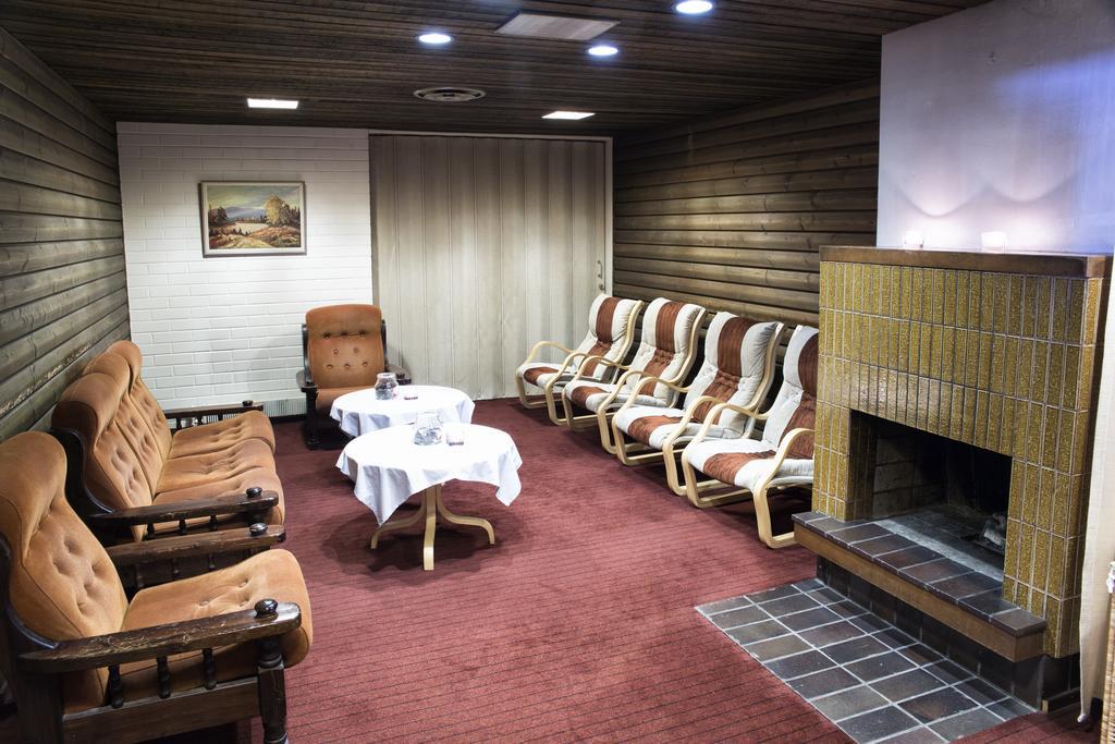 Hotel Jaemsae Екстериор снимка