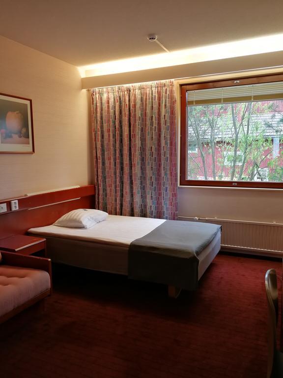 Hotel Jaemsae Екстериор снимка