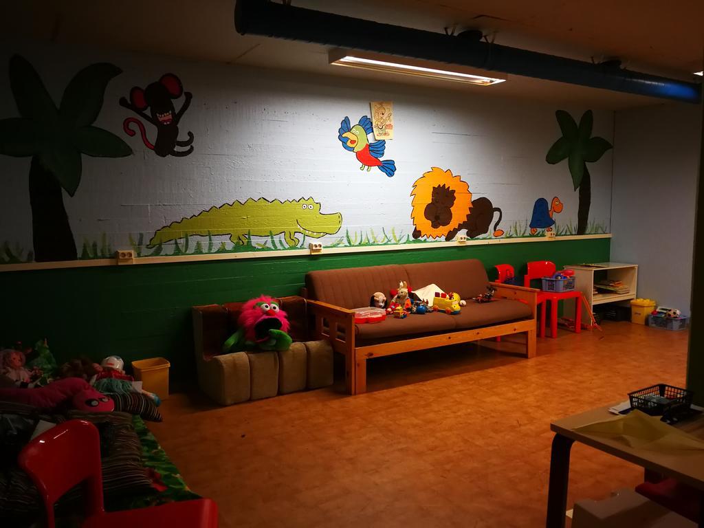 Hotel Jaemsae Екстериор снимка