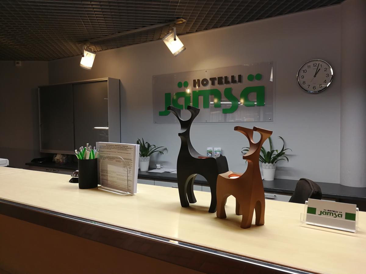 Hotel Jaemsae Екстериор снимка