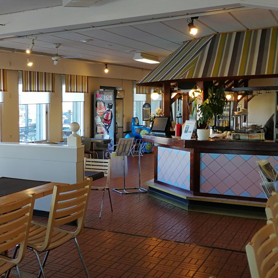 Hotel Jaemsae Екстериор снимка
