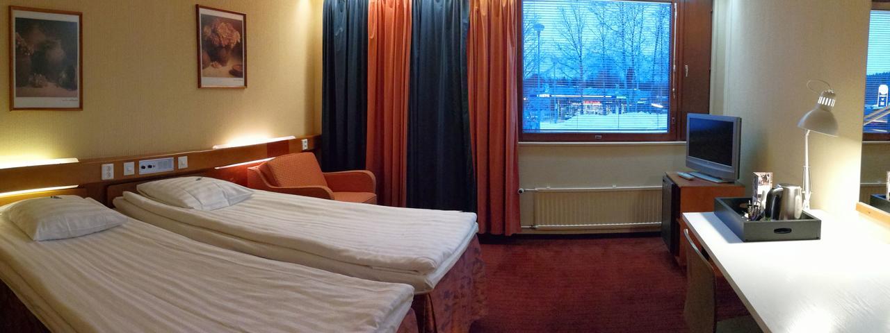 Hotel Jaemsae Екстериор снимка